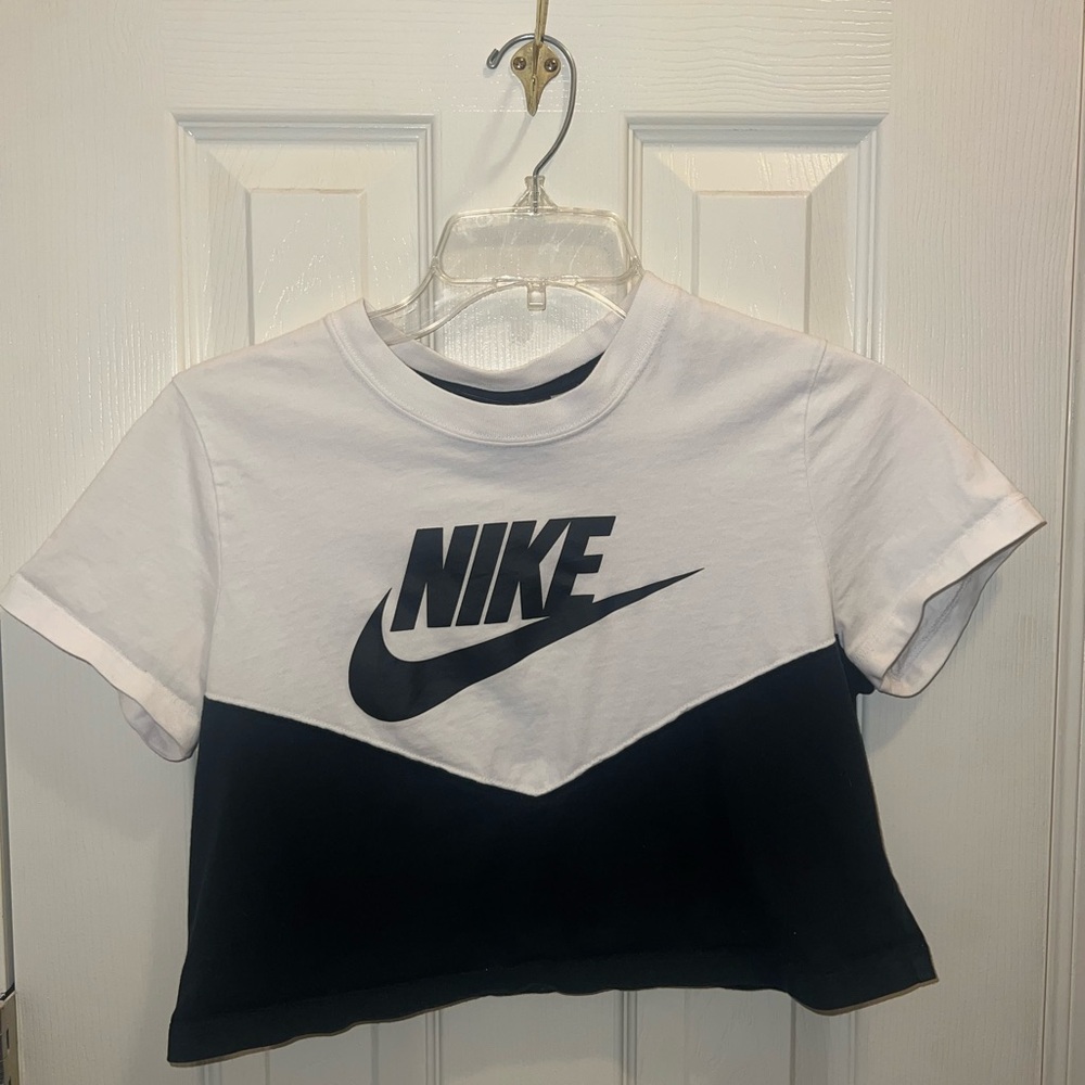 Nike Black and White Logo Crop T-Shirt